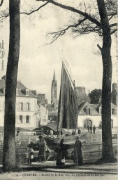 /medias/customer_2/29 Fi FONDS MOCQUE/29 Fi 187_Les Allees de Locmaria, la rue Vis et le clocher de l'eglise Saint Mathieu en 1909_jpg_/0_0.jpg